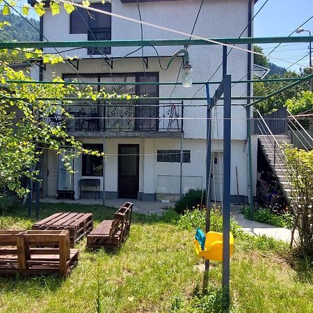 Villa Eleana Bordschomi Exterior foto